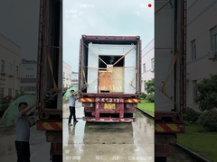 La machine à brosser KL-7VF est en train d'être chargée pour l'exportation!