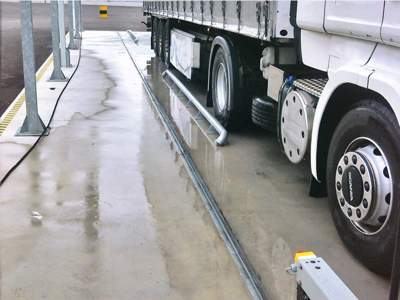 KL-RBUS roule-sur gantry machine à laver automatique de bus galvanisée à chaud certifiée CE