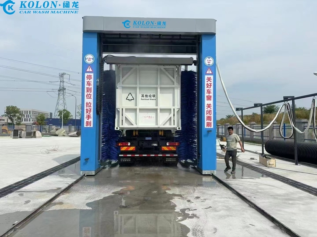 La machine à laver par bus KL-EN1 à économie d'eau avec un temps de lavage de 3-5 minutes et une puissance de 67 kW