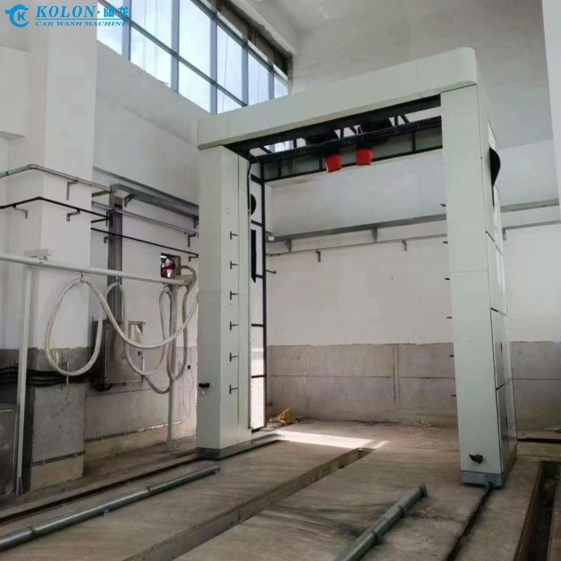 Machine intégrée de lavage et de désinfection de véhicules médicaux Kolon Système de lavage d'autobus électrique économe en eau